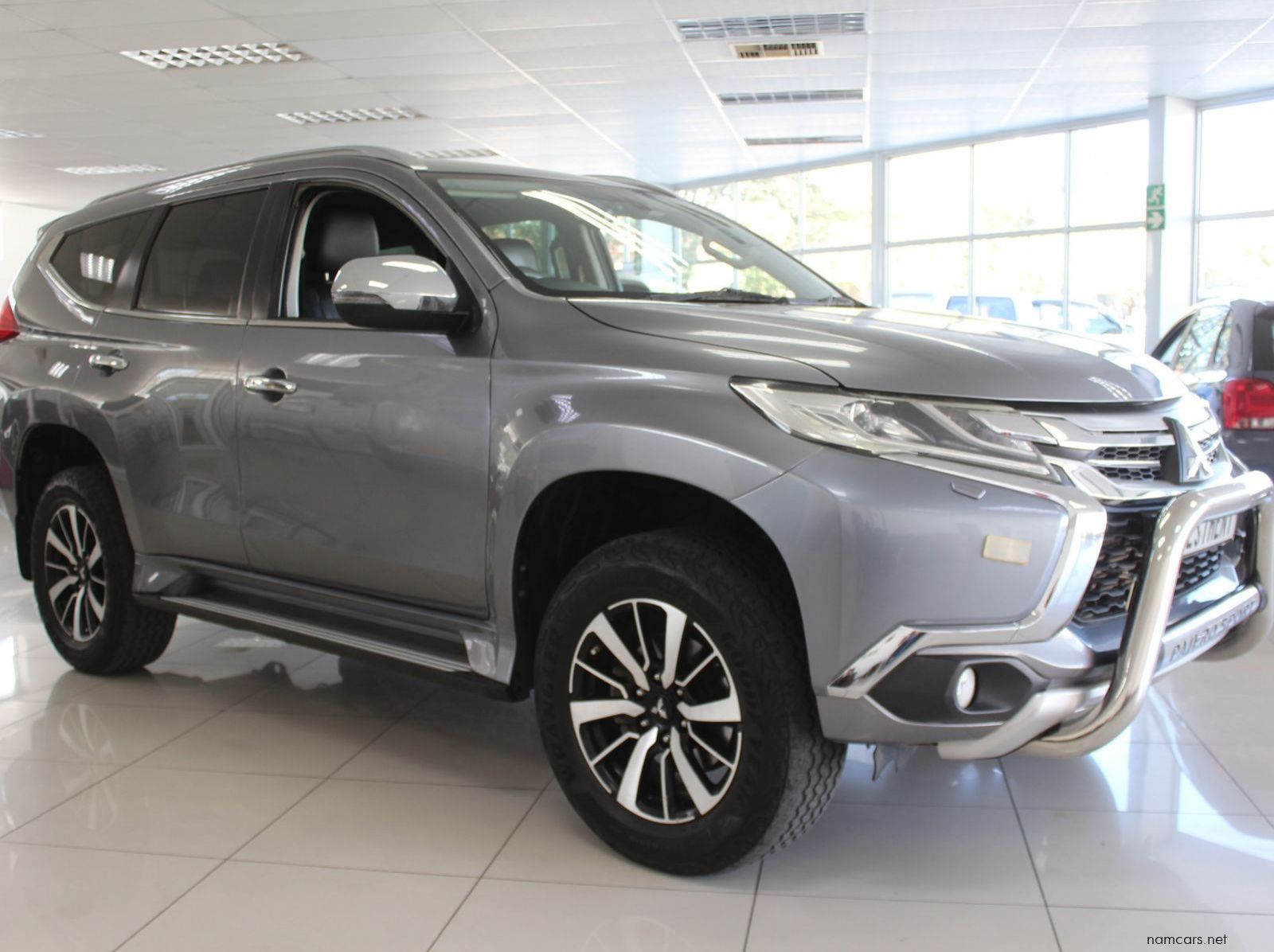 2020 Mitsubishi Pajero Sport pictures