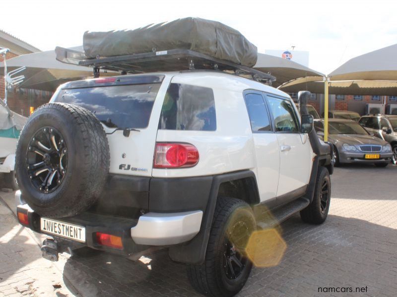 2013 Toyota FJ  Cruiser pictures