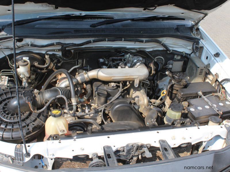 2014 Toyota 2.5 D4D Hilux S Cab 4x4 pictures