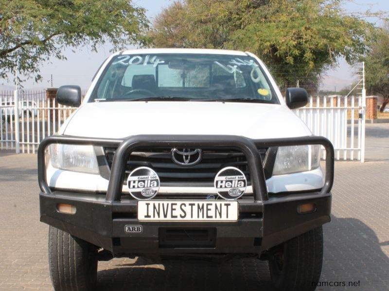 2014 Toyota 2.5 D4D Hilux S Cab 4x4 pictures