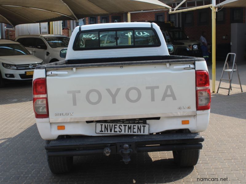 2014 Toyota 2.5 D4D Hilux S Cab 4x4 pictures