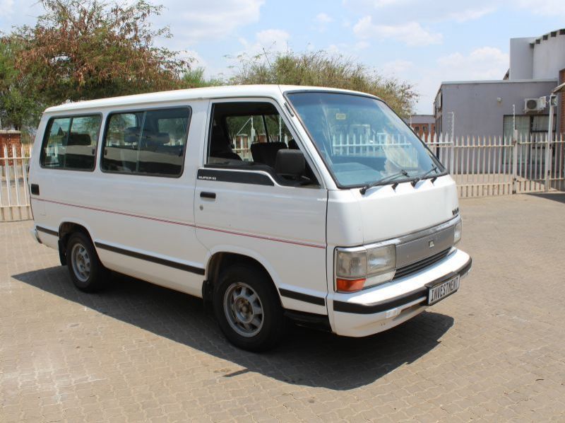 1994 Toyota HIACE 2.2 4Y Supper 10 pictures