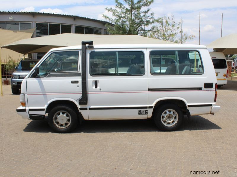 1994 Toyota HIACE 2.2 4Y Supper 10 pictures