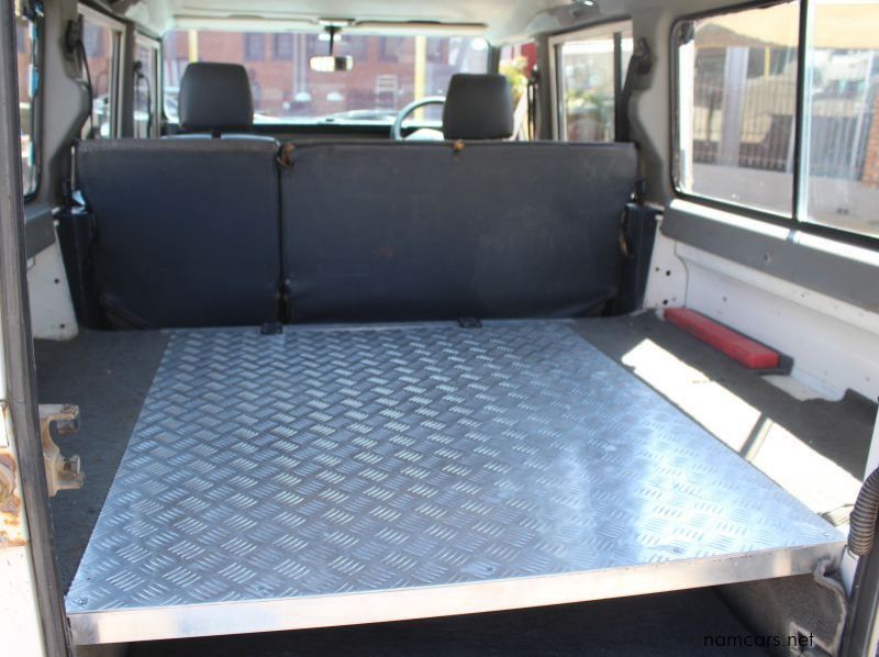 1995 Land Rover DEFENDER 110 3.5V8 pictures