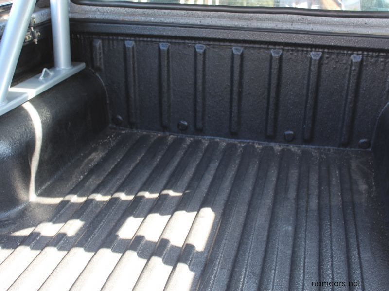 2014 Nissan NP300 pictures