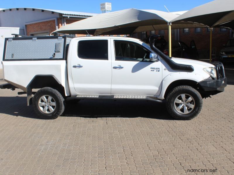2009 Toyota Hilux 4.0 V6 D Cab 4x4 auto pictures