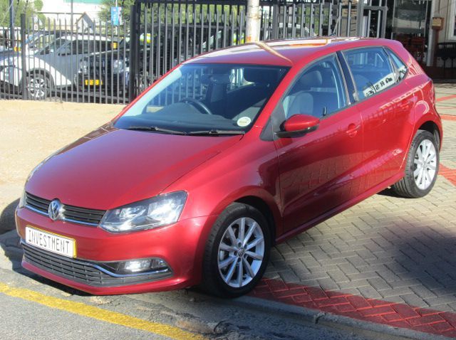 2014 Volkswagen Polo pictures