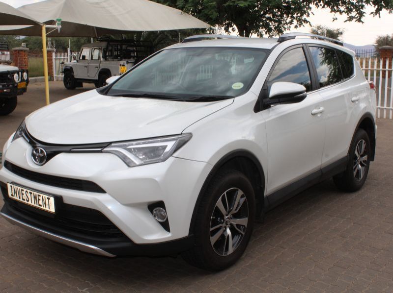 2018 Toyota RAV4 2.0i GX A/T pictures