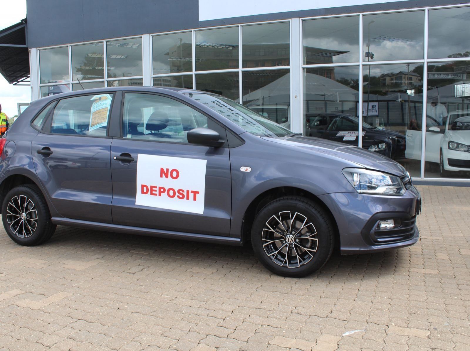 Used Volkswagen Polo Vivo 1.4 i  for sale in Windhoek, Namibia