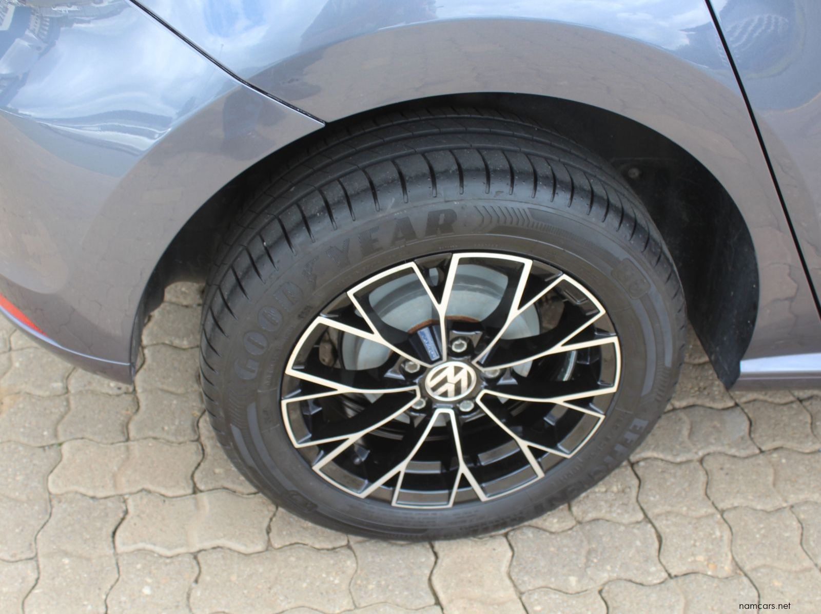 2025 Volkswagen Polo Vivo 1.4 i pictures