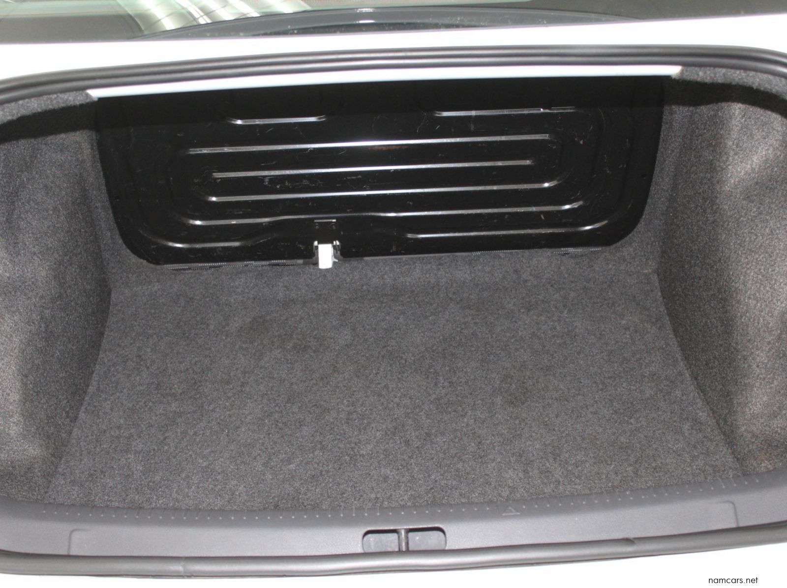 2016 Volkswagen VW Polo Sedan 1.4i pictures