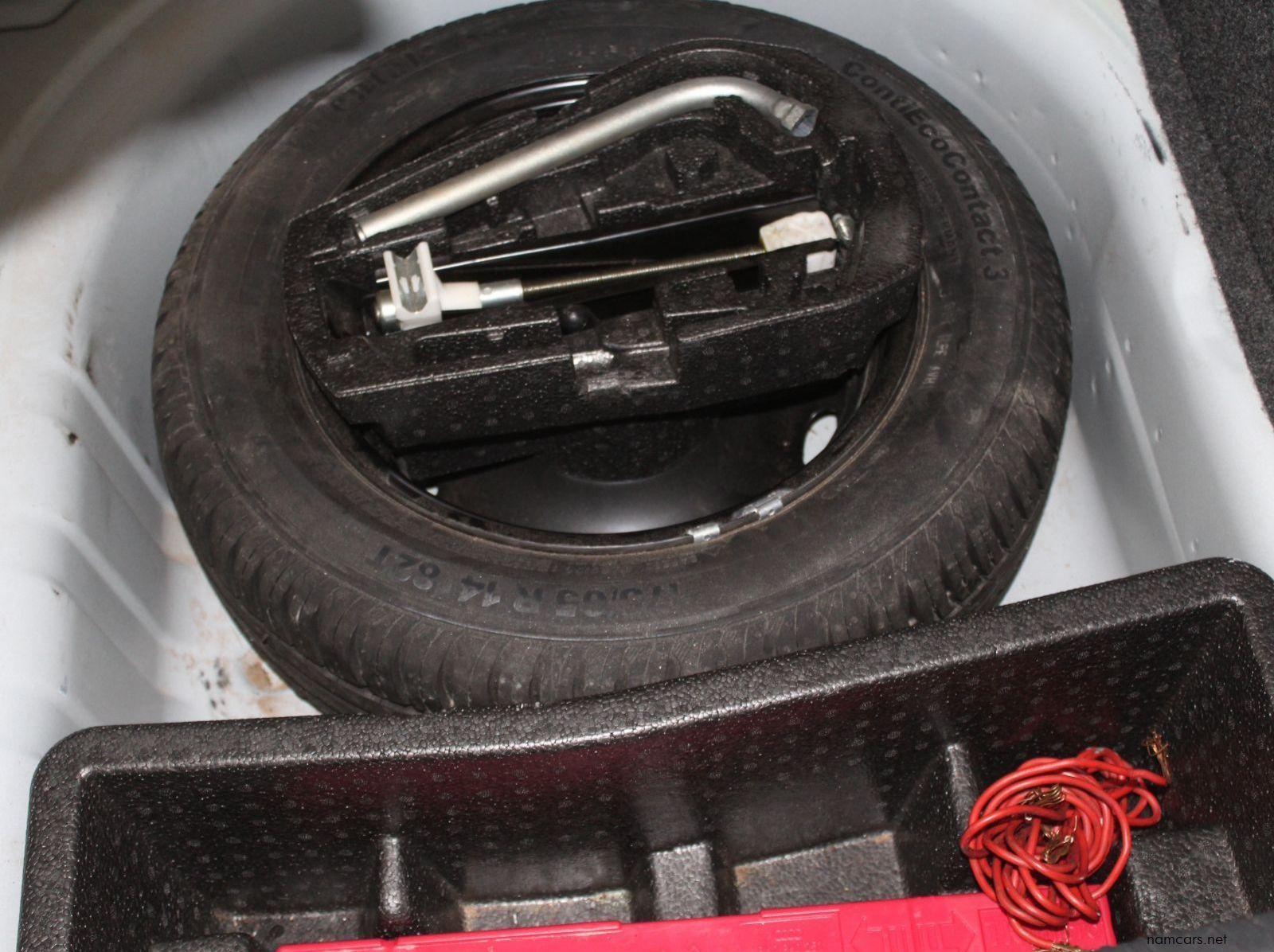 2016 Volkswagen VW Polo Sedan 1.4i pictures