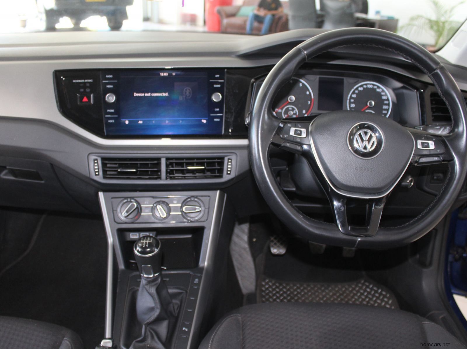 2019 Volkswagen Polo TSI 1.0 Comfortline Manual pictures