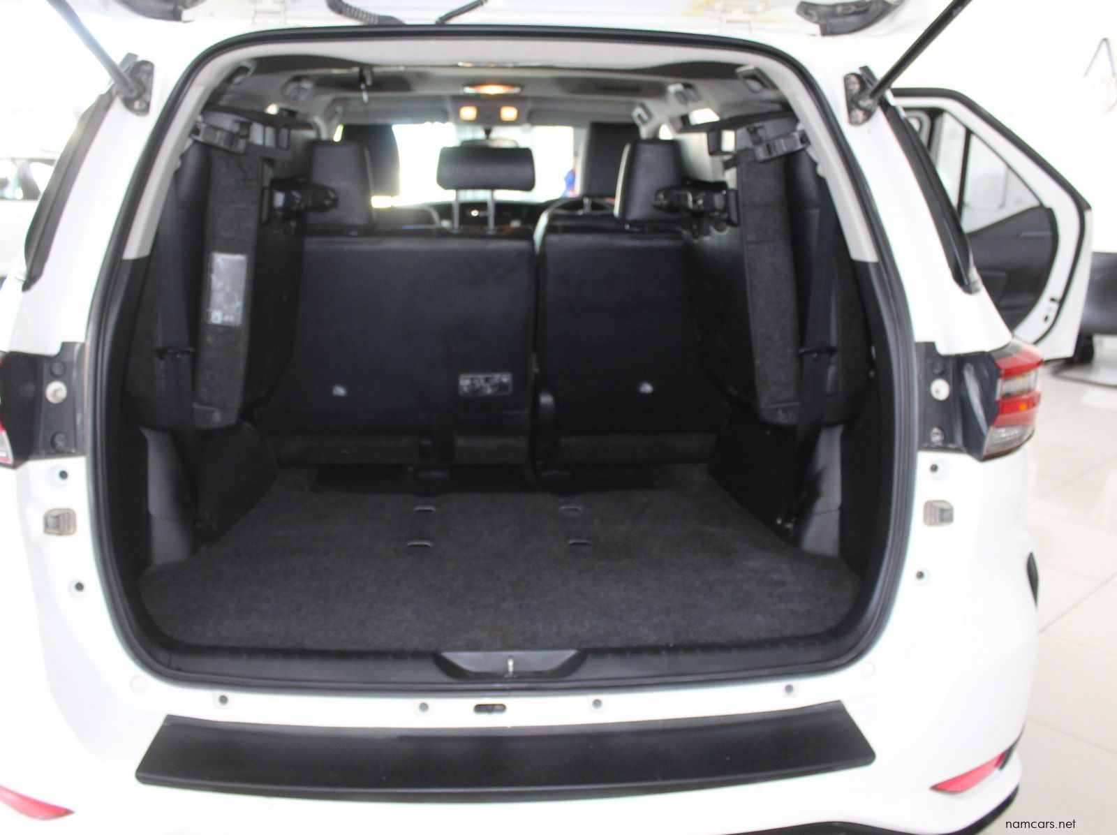 2025 Toyota Fortuner pictures