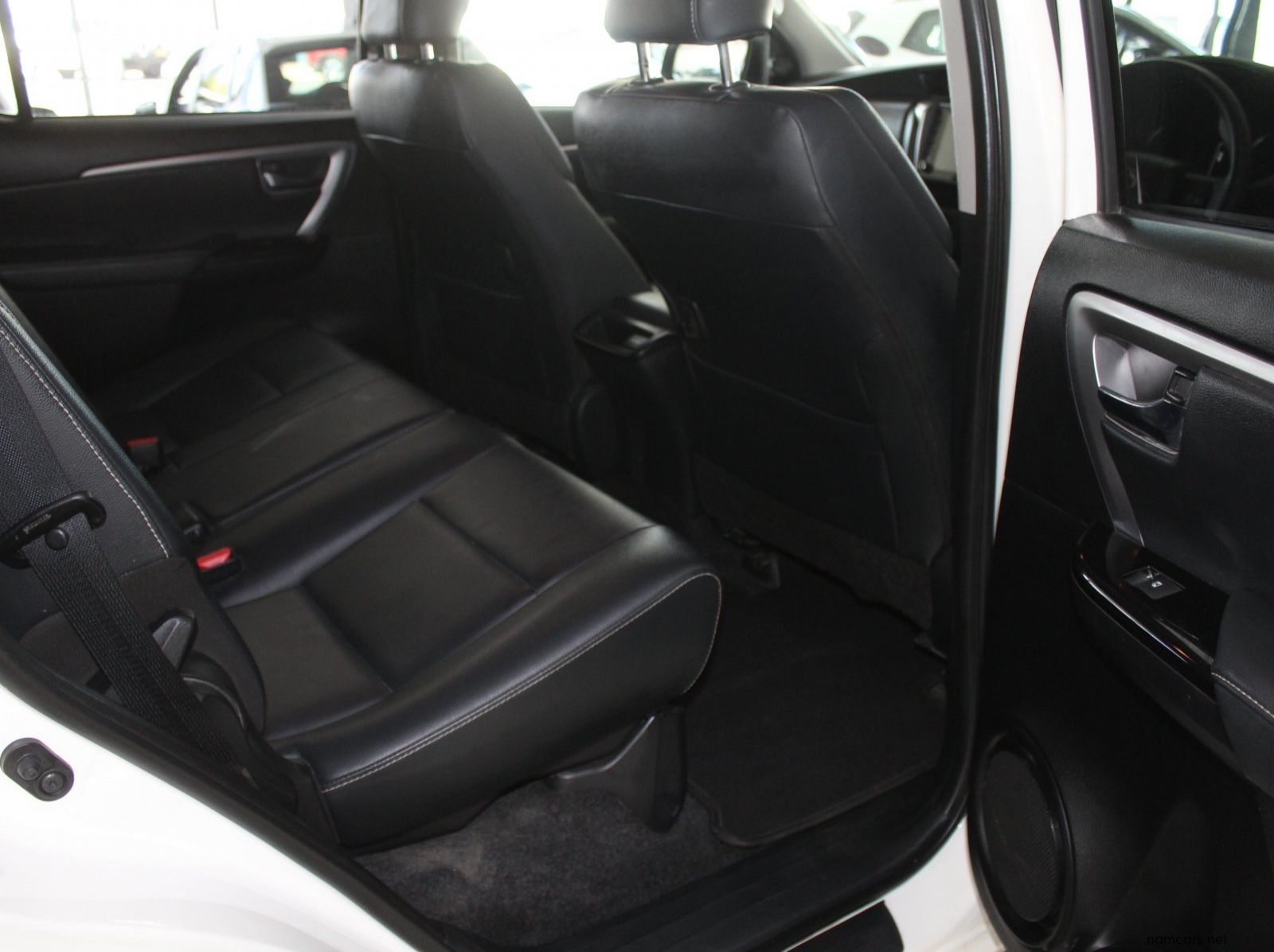 2025 Toyota Fortuner pictures
