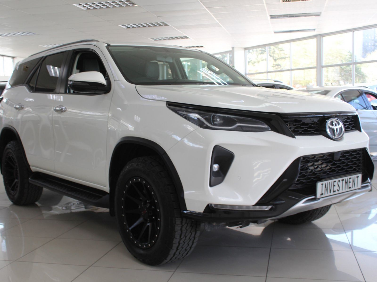 2025 Toyota Fortuner pictures