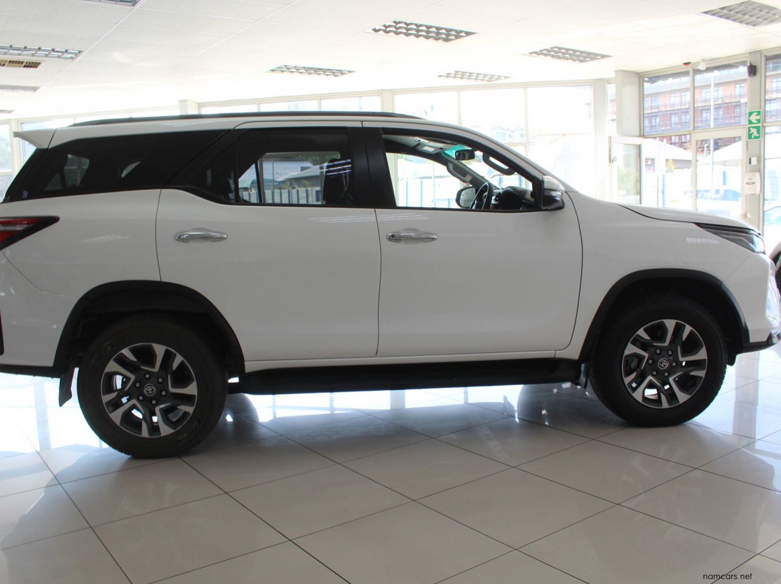 2025 Toyota Fortuner pictures