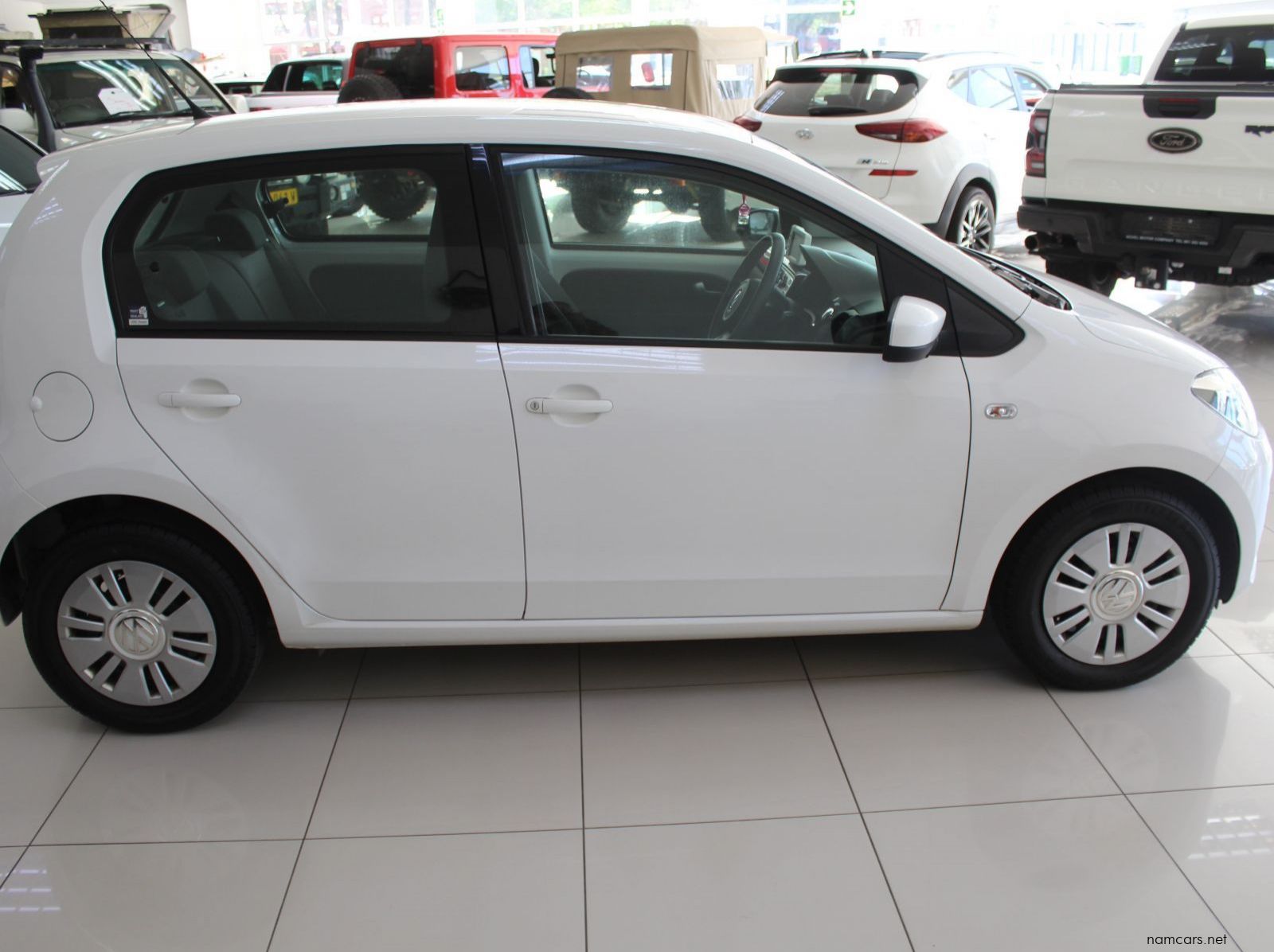 2013 Volkswagen UP pictures