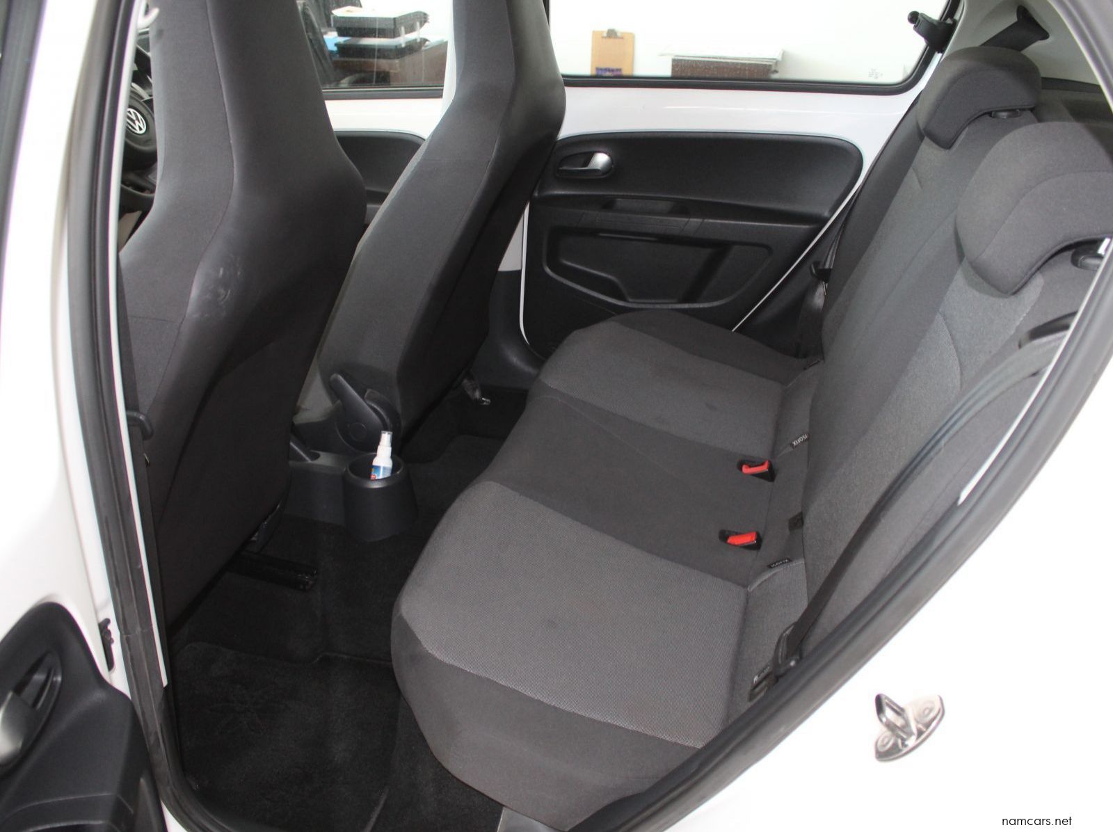 2013 Volkswagen UP pictures