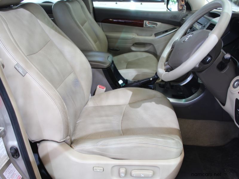 2005 Toyota PRADO 4.0 V6 A/T VX pictures