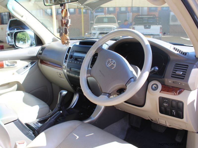 2005 Toyota PRADO 4.0 V6 A/T VX pictures