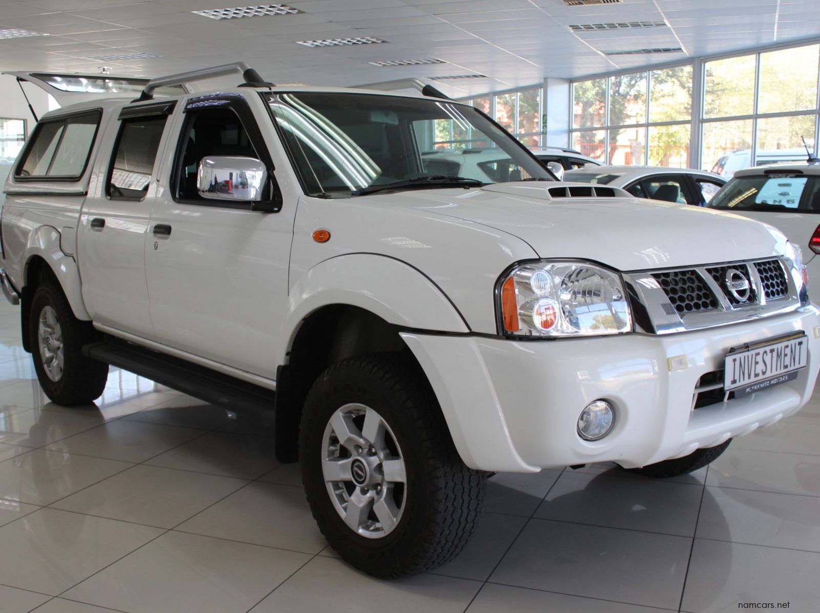 2020 Nissan Nissan Np300 pictures