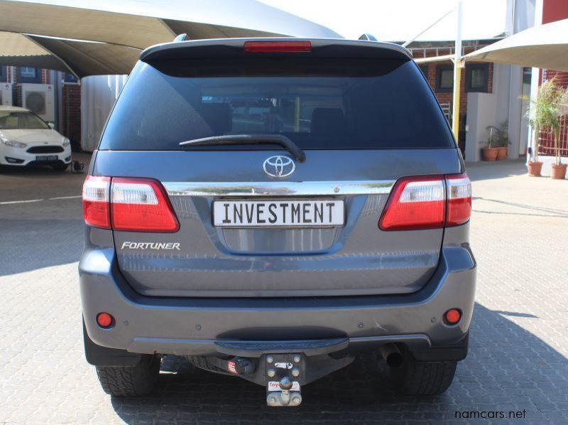 2011 Toyota FORTUNER 3.0 D4D MANUAL 4X2 R/B pictures