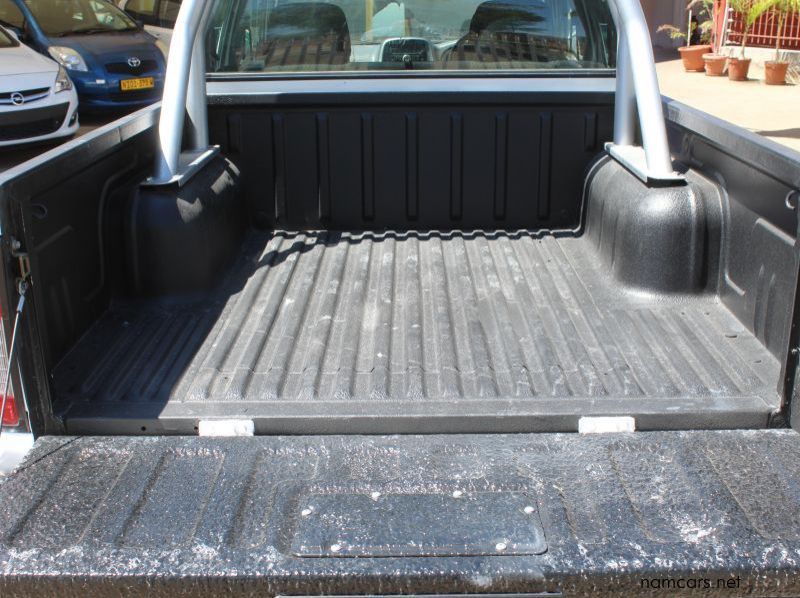 2017 Nissan NP300 2.5CDI D/C 4X4 pictures