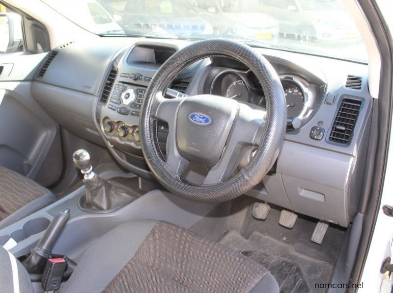 2012 Ford Ranger 3.2 XLS 2x4 Manual pictures