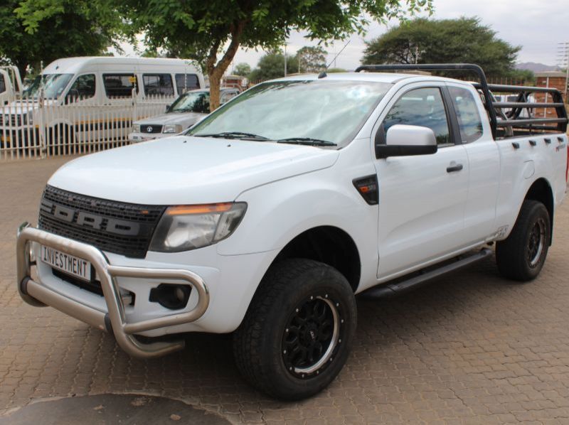 2012 Ford Ranger 3.2 XLS 2x4 Manual pictures