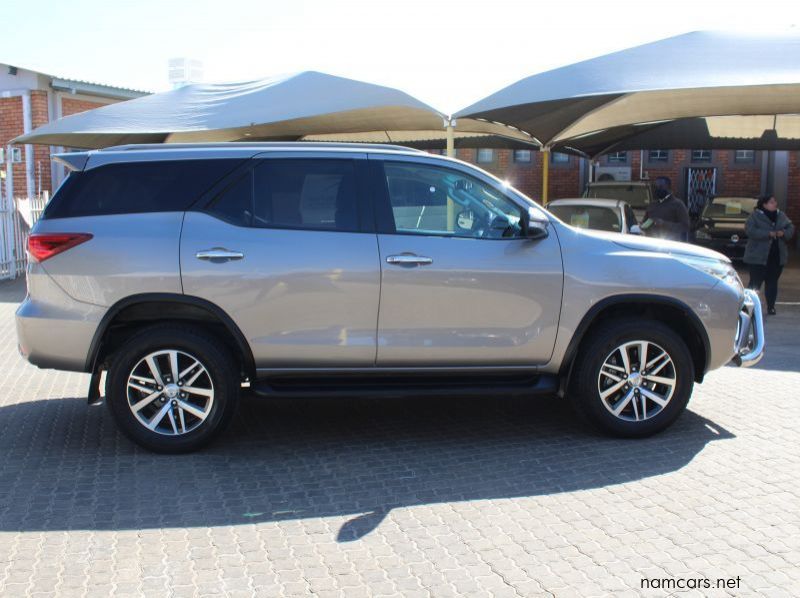 2017 Toyota FORTUNER 2.8 GD6 4X4 pictures