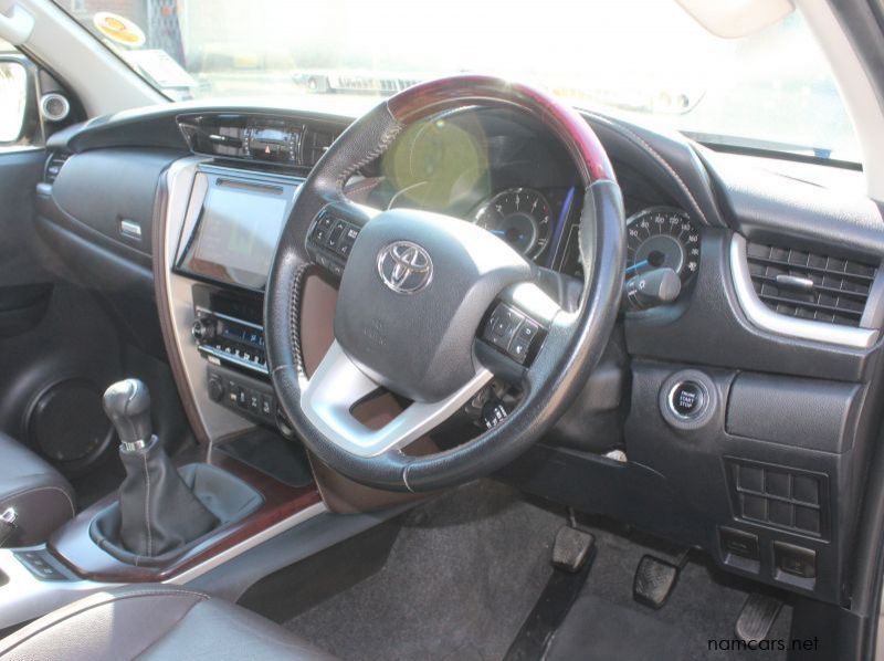 2017 Toyota FORTUNER 2.8 GD6 4X4 pictures