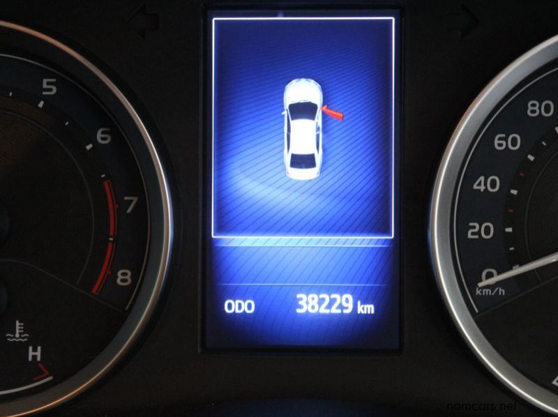 2017 Toyota Corolla 1.8 Exclusive MT pictures