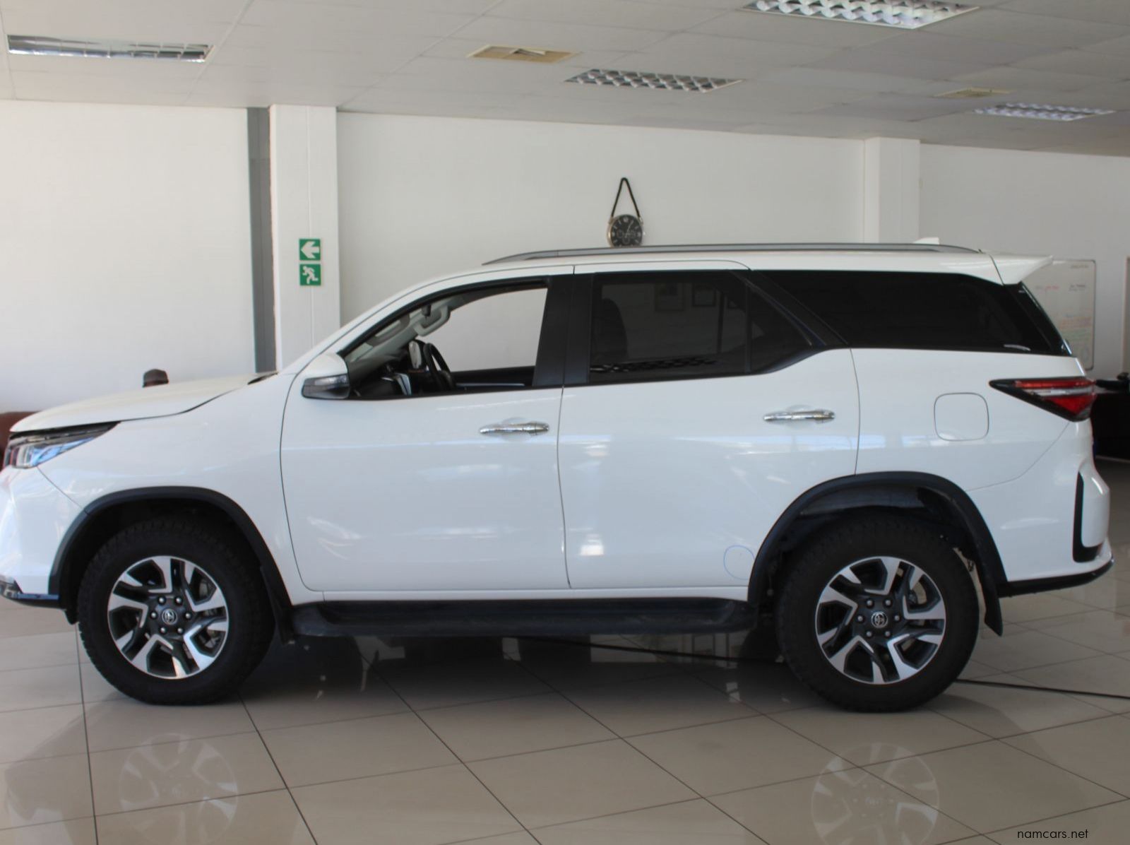 2025 Toyota Fortuner 2.4 GD6 4x4 auto pictures