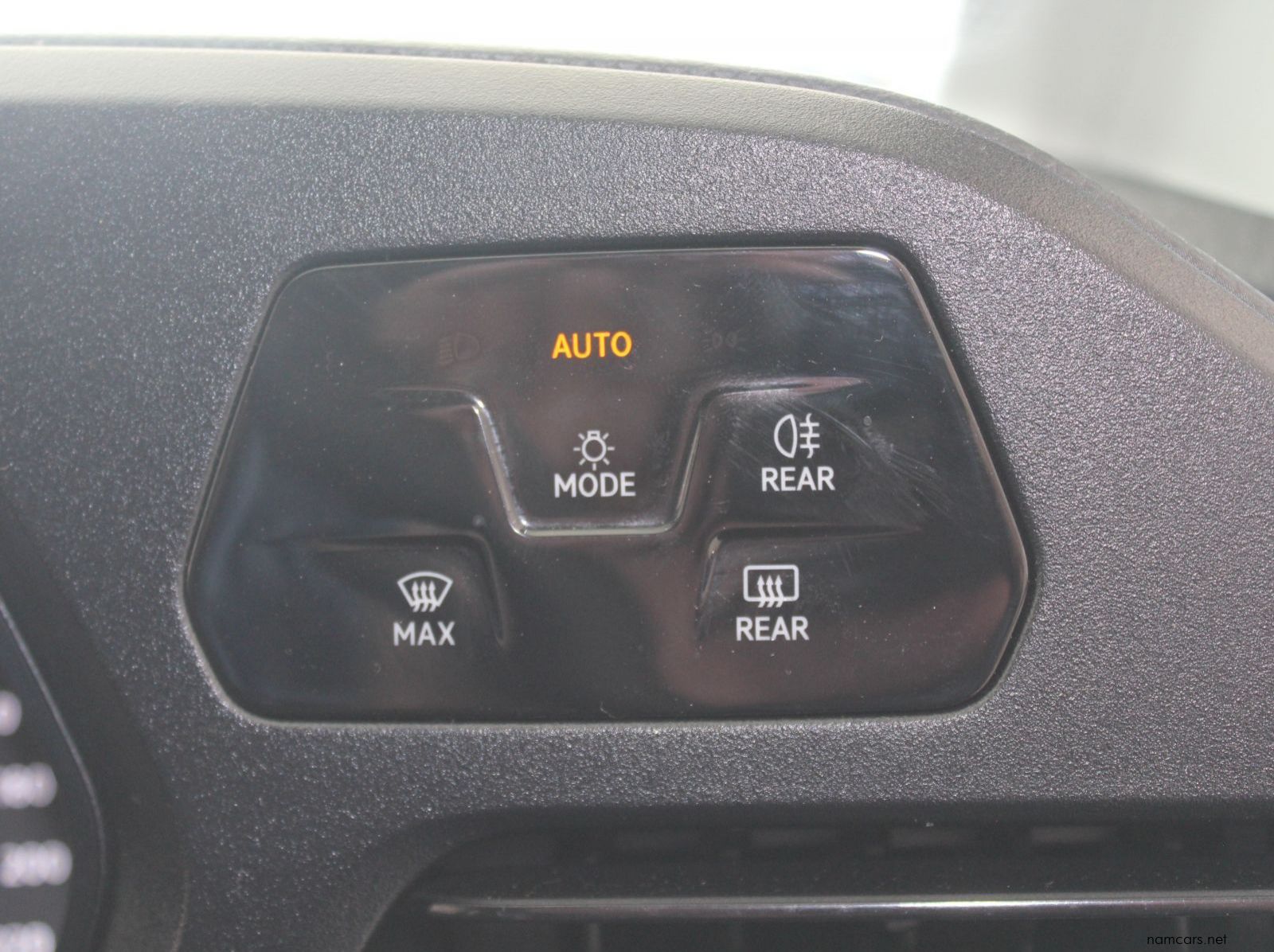2023 Volkswagen Caddy Kombi 7 seater 1.6i pictures