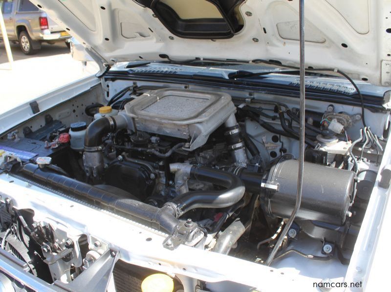 2018 Nissan NP300 2.5CDI D/C 4X4 pictures