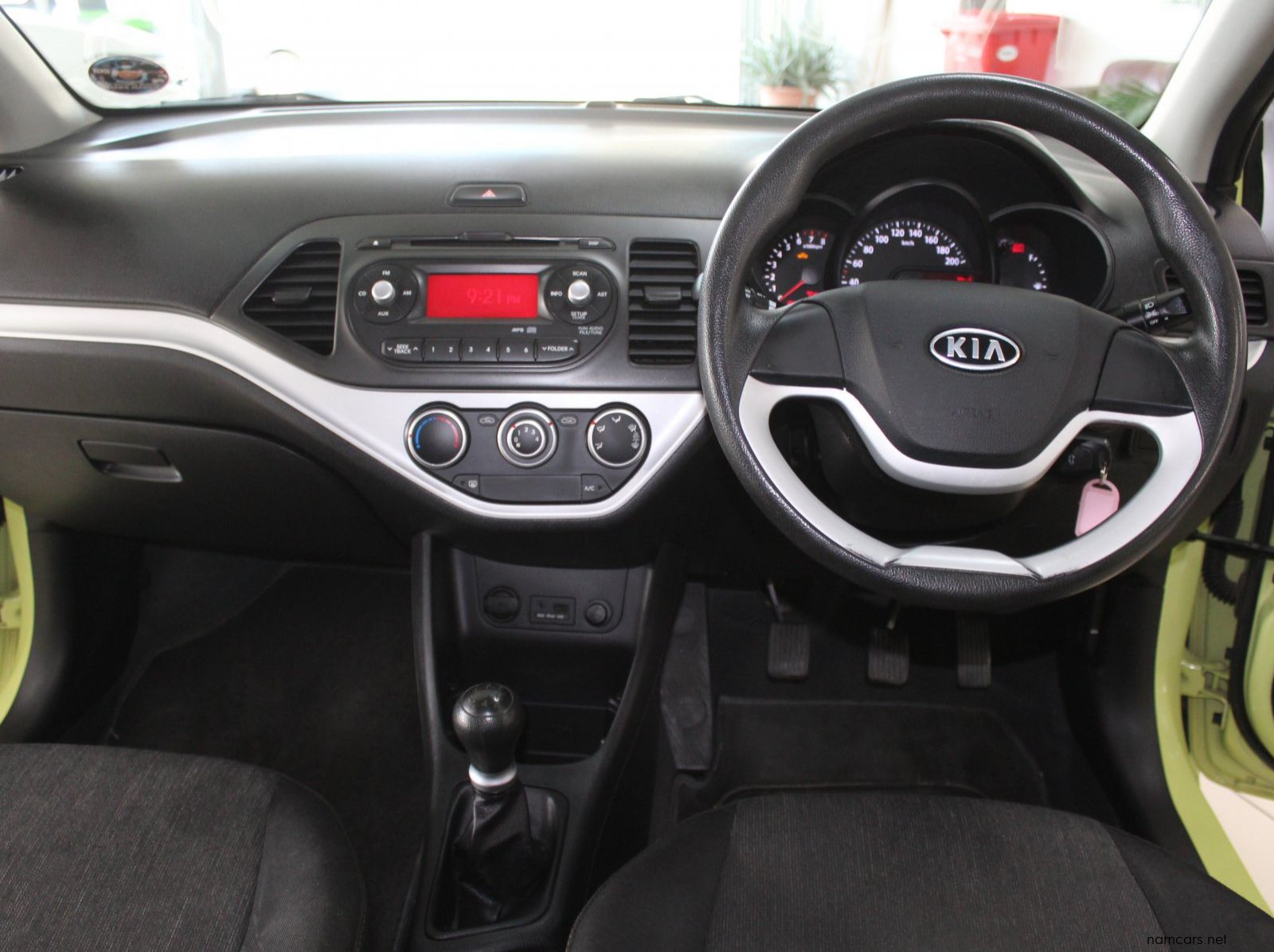 2011 Kia Picanto 1.2 EX pictures
