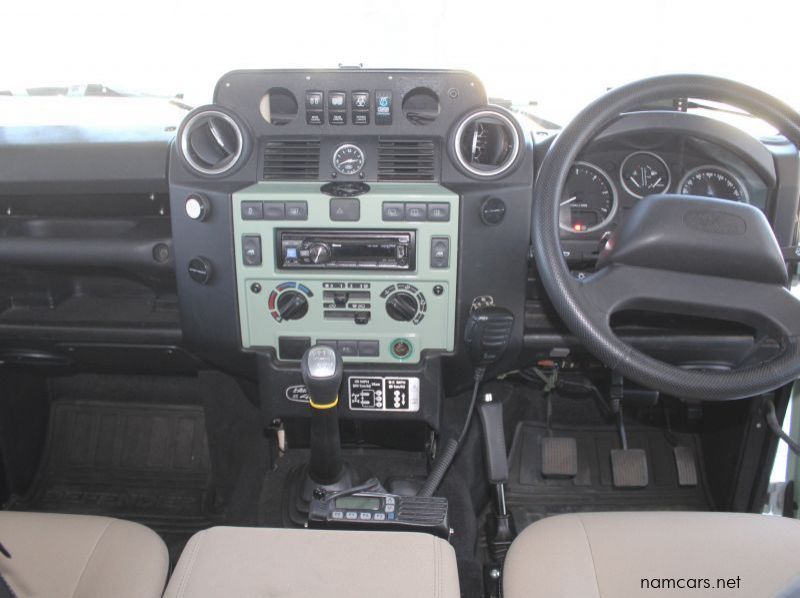 2015 Land Rover HUE 166 DEFENDER 110 PUMA pictures