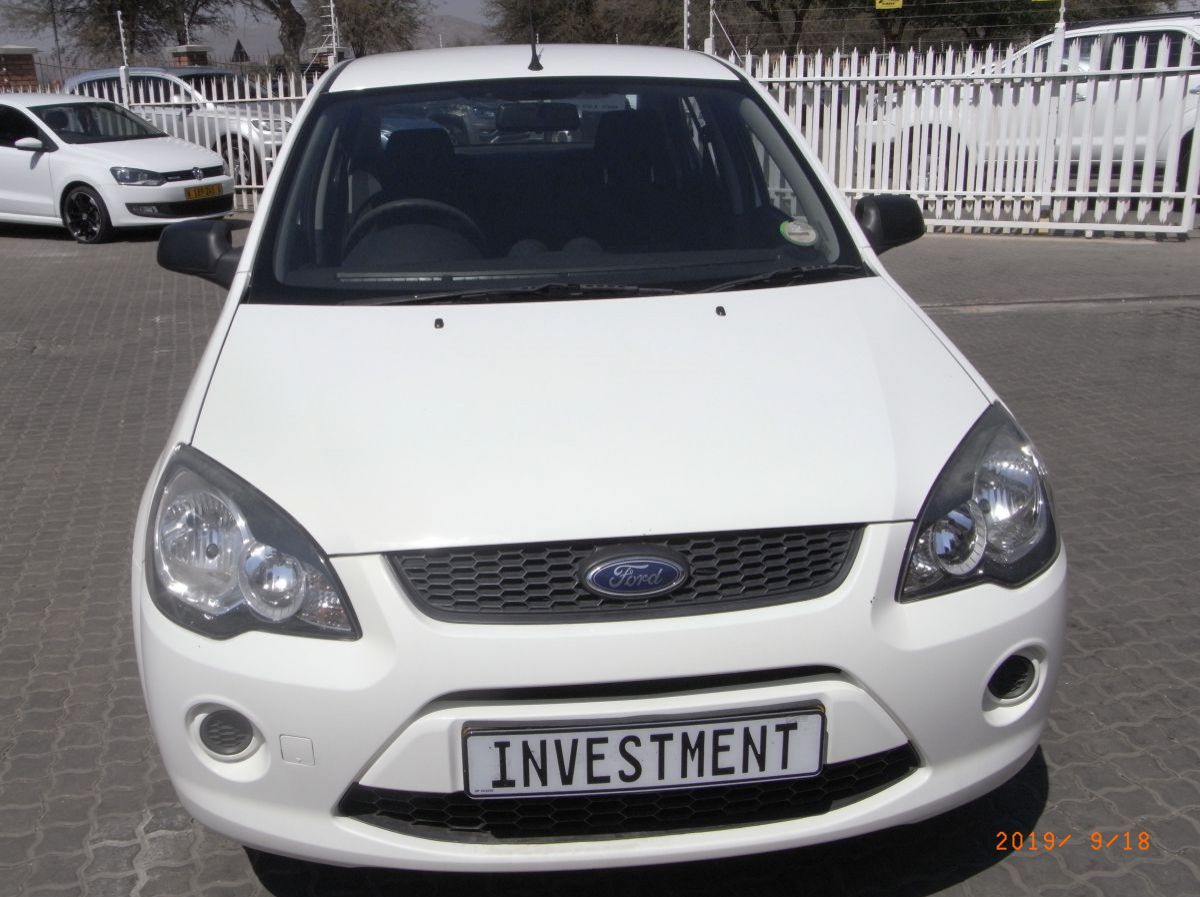 2014 Ford IKON 1.6I LX pictures