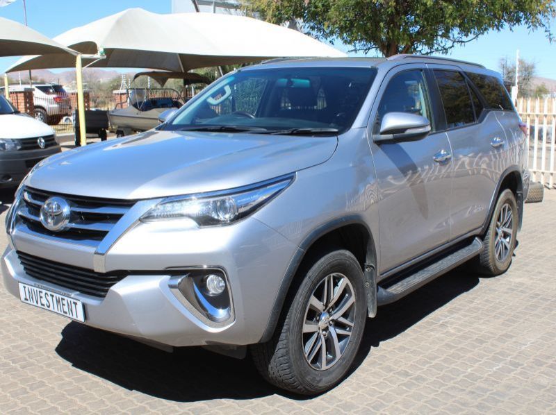 2016 Toyota FORTUNER 2.8 GD6 A/T 4X4 pictures