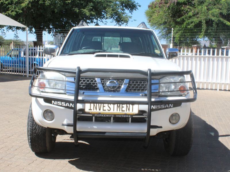 2018 Nissan NP300 2.5TDI D/C 4X4 pictures