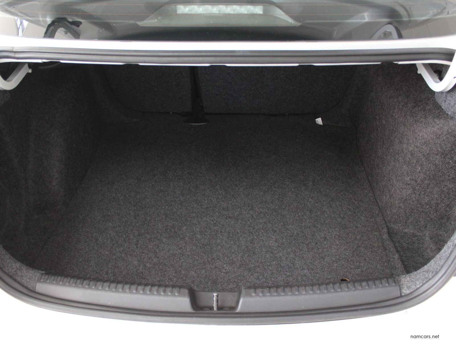 2019 Volkswagen VW Polo GP1.6i Sedan pictures