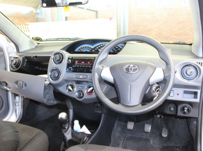 2018 Toyota ETIOS 1.5 SPRINT 5DR pictures