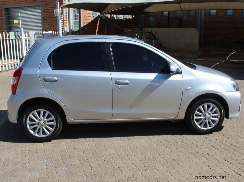 2018 Toyota ETIOS 1.5 SPRINT 5DR pictures