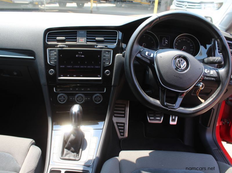 2013 Volkswagen Golf 7 TSI DSG pictures