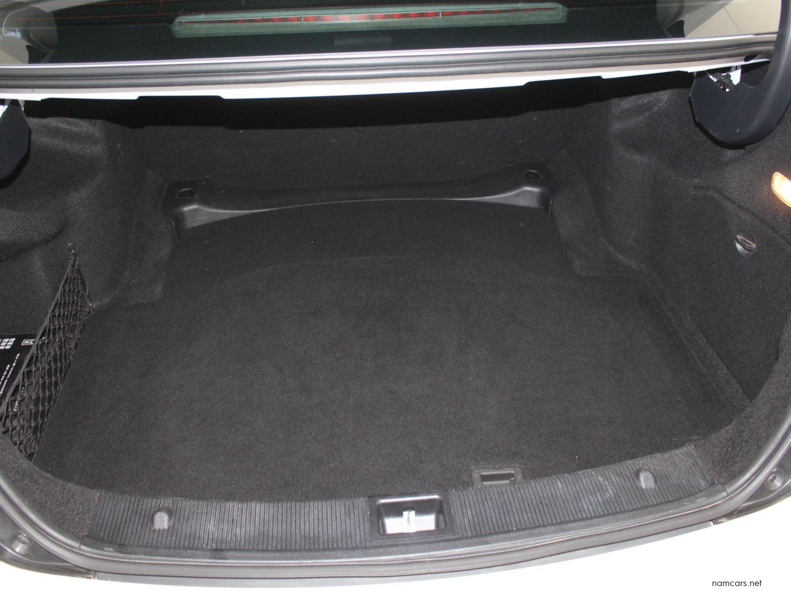 2013 Mercedes-Benz C180 Auto pictures