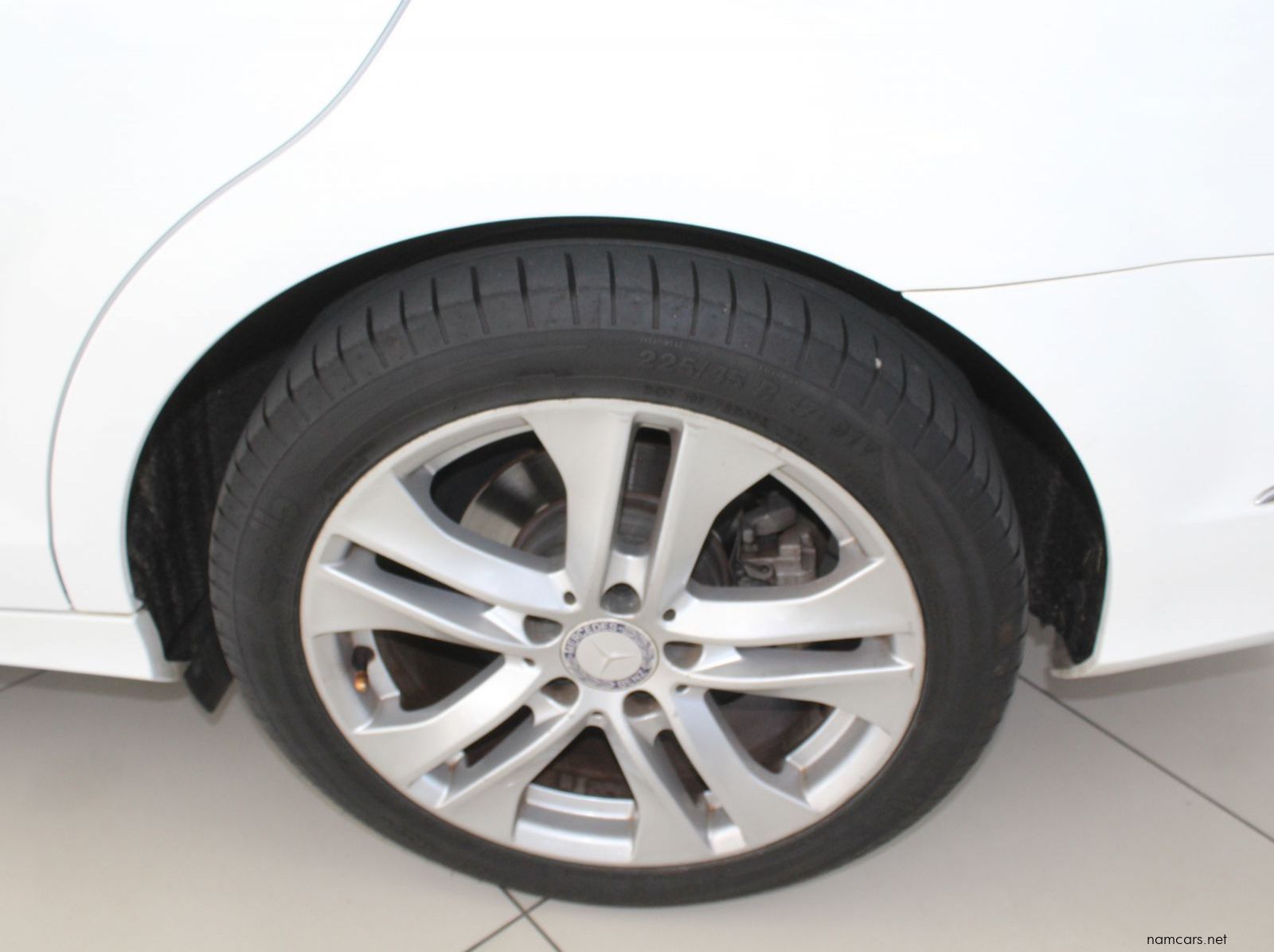 2013 Mercedes-Benz C180 Auto pictures