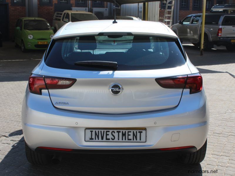 2016 Opel ASTRA 1.4T ENJOY 5DR A/T pictures