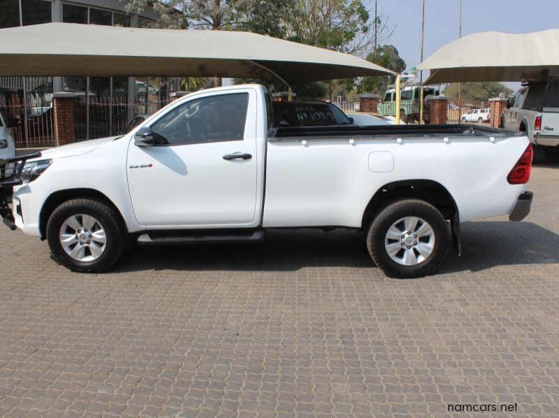2020 Toyota HILUX 2.4GD6 S/C 4X2 R/B SRX pictures